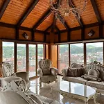 Lux Emina Appartement *