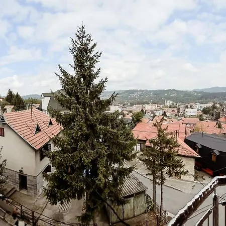 Lux Emina * Τούζλα