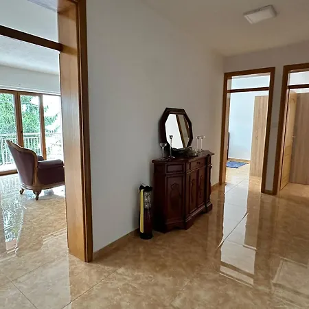 Lux Emina Apartament *